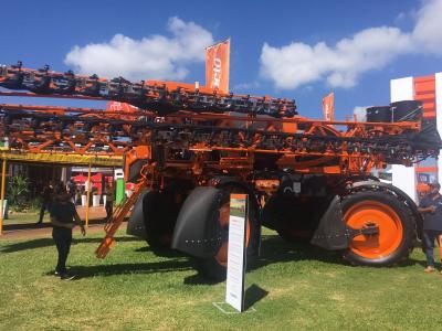 Equipe da Campo Aberto FM visita o Show Rural Coopavel 