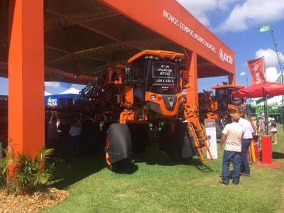 Equipe da Campo Aberto FM visita o Show Rural Coopavel 