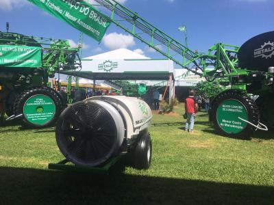 Equipe da Campo Aberto FM visita o Show Rural Coopavel 