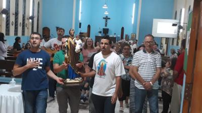 Comunidade Perpétuo Socorro celebrou o padroeiro São José no final de semana com Missa Solene e noite da partilha