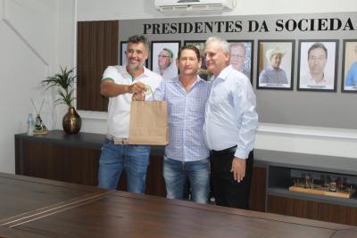 LS: Sociedade Rural eterniza e reconhece trabalhos de ex-presidentes em galeria