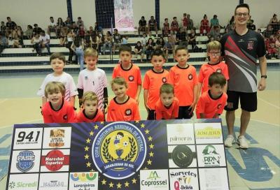 Jogos pelo Sub 7, 9 e 11, abriram a Copa Garotinho de Futsal Categorias de Base