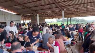 Festa em louvor a Santa Rita de Cássia em Porto Barreiro reuniu centenas de fiéis