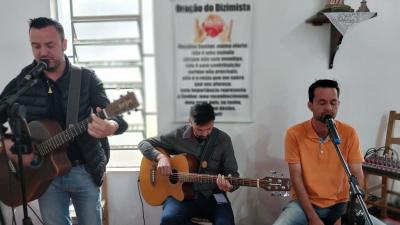 Festa em louvor a Santa Rita de Cássia em Porto Barreiro reuniu centenas de fiéis