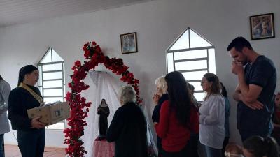 Festa em louvor a Santa Rita de Cássia em Porto Barreiro reuniu centenas de fiéis