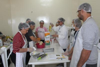 Coprossel e Sindicato Rural realizam curso de panificação em Laranjeiras do Sul 