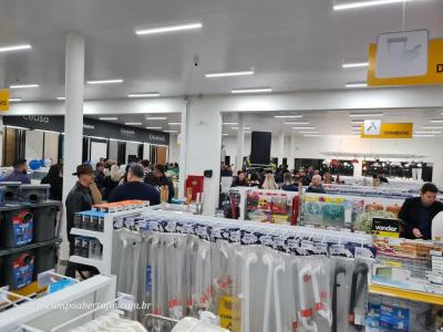 LS: Comercial Ivaiporã inaugurou nesta sexta-feira