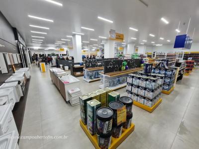 LS: Comercial Ivaiporã inaugurou nesta sexta-feira