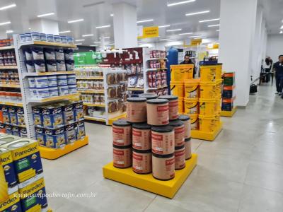 LS: Comercial Ivaiporã inaugurou nesta sexta-feira