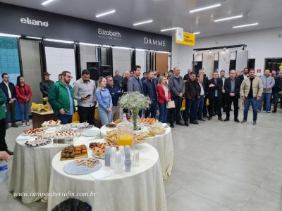 LS: Comercial Ivaiporã inaugurou nesta sexta-feira