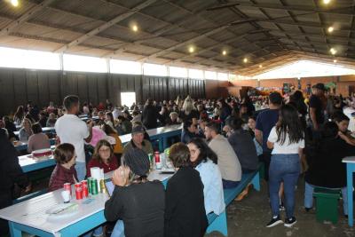 Almoço da Escola Padre Gerson foi sucesso em Laranjeiras do Sul (09/07)