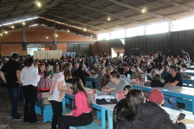 Almoço da Escola Padre Gerson foi sucesso em Laranjeiras do Sul (09/07)