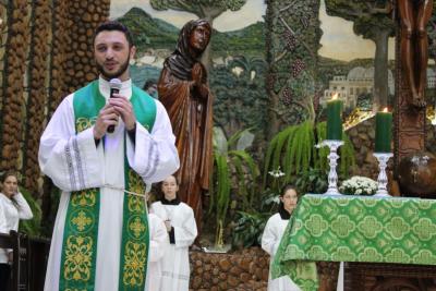 4º Dia da Novena da Padroeira Sant´Ana, teve a participação da Paróquia Imaculada Conceição do Porto Barreiro