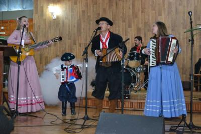 4º Dia da Novena da Padroeira Sant´Ana, teve a participação da Paróquia Imaculada Conceição do Porto Barreiro