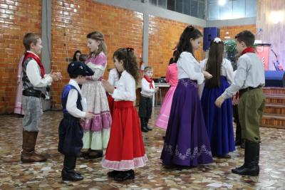 4º Dia da Novena da Padroeira Sant´Ana, teve a participação da Paróquia Imaculada Conceição do Porto Barreiro