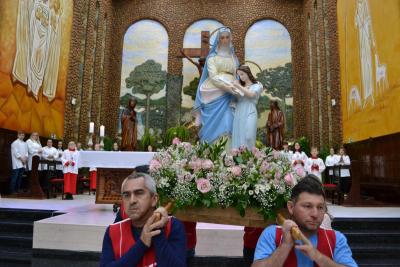 6º dia da Novena em louvor a Padroeira Sant´Ana teve a participação da Paróquia do Virmond