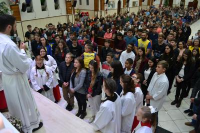 6º dia da Novena em louvor a Padroeira Sant´Ana teve a participação da Paróquia do Virmond