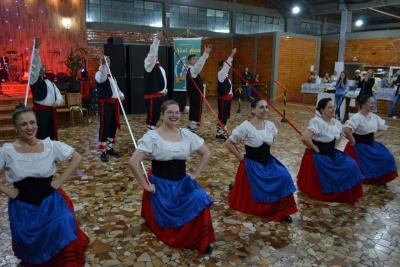 6º dia da Novena em louvor a Padroeira Sant´Ana teve a participação da Paróquia do Virmond