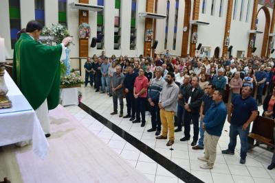 7º dia da Novena em Louvor a Padroeira Sant´Ana teve benção especial para os Carpinteiros e Marceneiros.