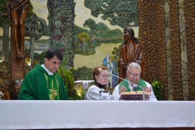 7º dia da Novena em Louvor a Padroeira Sant´Ana teve benção especial para os Carpinteiros e Marceneiros.