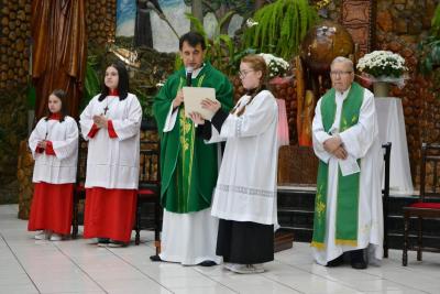 7º dia da Novena em Louvor a Padroeira Sant´Ana teve benção especial para os Carpinteiros e Marceneiros.