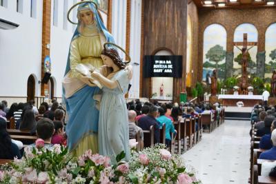 7º dia da Novena em Louvor a Padroeira Sant´Ana teve benção especial para os Carpinteiros e Marceneiros.