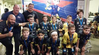 Clube da Bola 11 e 17 e OLF 13 se garantem nas finais da Copa Garotinho de Futsal