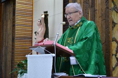 8º dia da Novena em louvor a Padroeira Sant´Ana reuniu centenas de fiéis e teve benção especial para as crianças