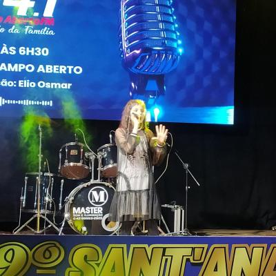 Segunda noite do 9° Sant’Ana Fest também lota pavilhão da matriz