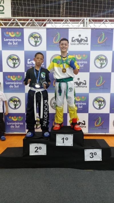 Laranjeiras do Sul conquista três primeiros lugares na Copa Paraná de Kickboxing. 