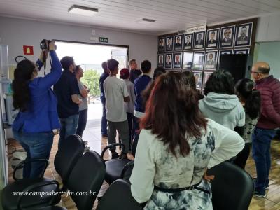 Alunos do Centro da Juventude de Laranjeiras do Sul visitaram a câmara de vereadores