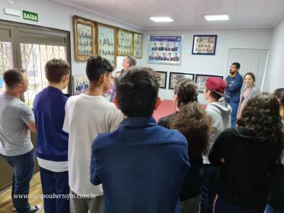 Alunos do Centro da Juventude de Laranjeiras do Sul visitaram a câmara de vereadores