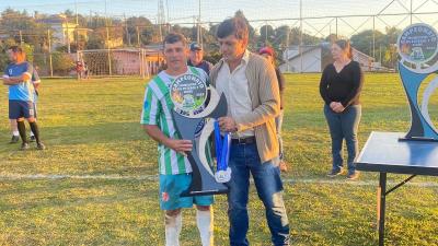 Campeões definidos nos penaltis no Municipal de Futebol Sete em Porto Barreiro