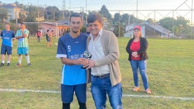 Campeões definidos nos penaltis no Municipal de Futebol Sete em Porto Barreiro