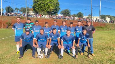 Campeões definidos nos penaltis no Municipal de Futebol Sete em Porto Barreiro