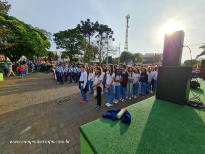 Abertura da Semana da Pátria aconteceu nesta sexta-feira em Laranjeiras do Sul