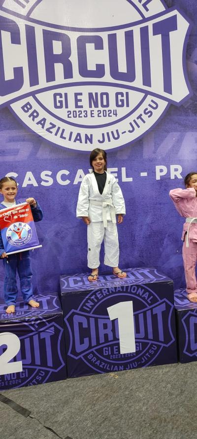 32 atletas laranjeirenses participam do International Circuit Brazilian Jiu-Jitsu