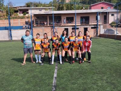 10 equipes participam da 1ª Copa Garotas em Campo 