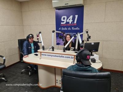 Equipe do Centro da Juventude visita a Campo Aberto FM