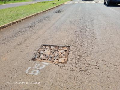 OperaÃ§Ã£o Tapa-Buracos estÃ¡ a todo vapor contemplando ruas do anel central e bairros de Laranjeiras do Sul