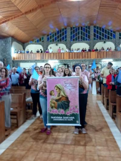Centenas de Fiéis participaram da celebração do 5º dia da Novena em Laranjeiras do Sul