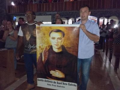 8º Dia da Novena de Aparecida em Laranjeiras do Sul teve benção para os professores e funcionários públicos