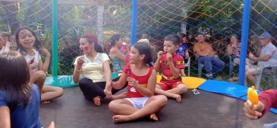 Aconteceu neste domingo (15) a Festa das Crianças na Vila Somensi
