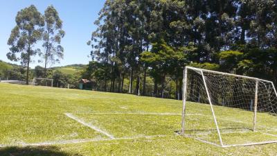 Neste domingo (5), duas partidas abriram o 13º Campeonato de Futebol do Recanto Esportivo 