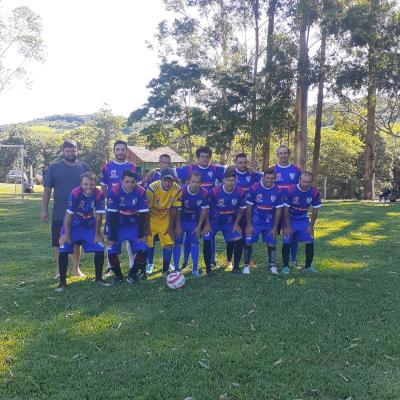 Neste domingo (5), duas partidas abriram o 13º Campeonato de Futebol do Recanto Esportivo 