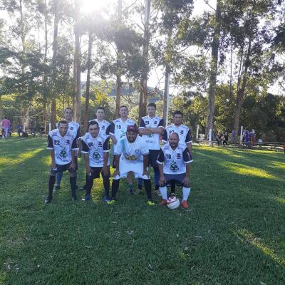 Neste domingo (5), duas partidas abriram o 13º Campeonato de Futebol do Recanto Esportivo 