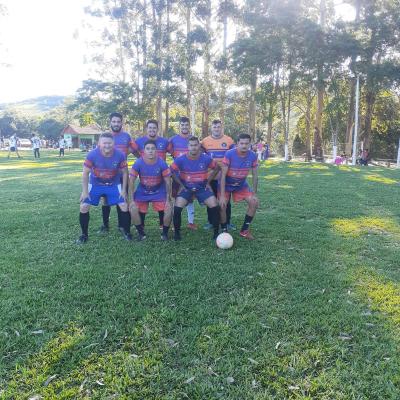 Neste domingo (5), duas partidas abriram o 13º Campeonato de Futebol do Recanto Esportivo 