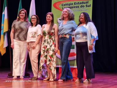 LS: Colégio Laranjeiras premia alunos destaques do ano