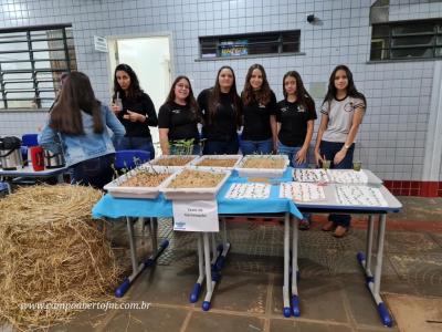 Escola  Técnica realiza a Primeira Feira de Educação e Técnologia