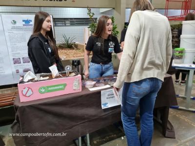 Escola  Técnica realiza a Primeira Feira de Educação e Técnologia